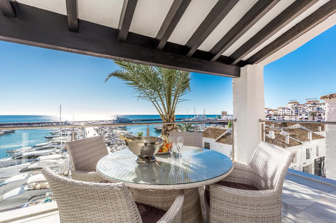 Apartament Front Line Penthouse Puerto Banus With Sea Views Marbella Zewnętrze zdjęcie