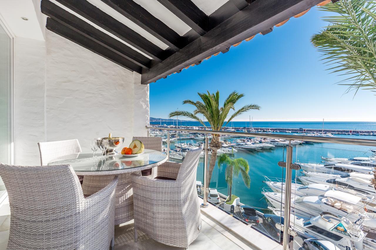 Apartament Front Line Penthouse Puerto Banus With Sea Views Marbella Zewnętrze zdjęcie